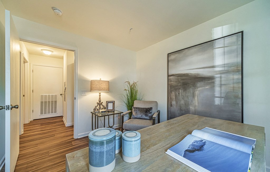 Dominium-Groves of Lawrenceville-Bedroom