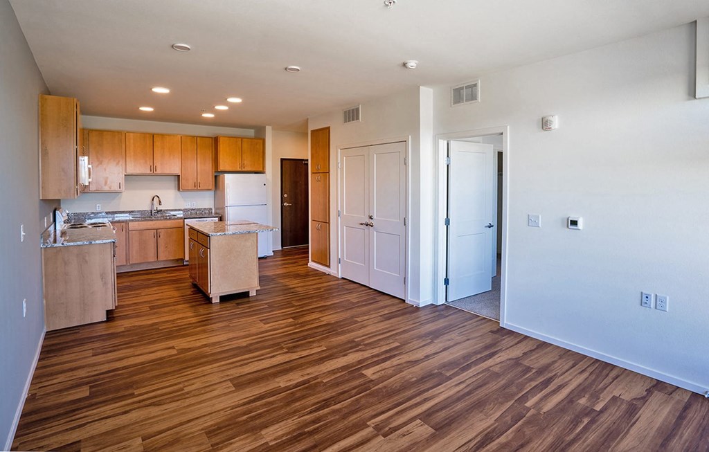 Dominium-Heritage at Church Ranch-Apt Overview