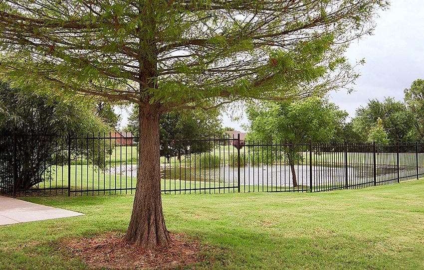 Hickory Manor_Property Yard - Photo Gallery