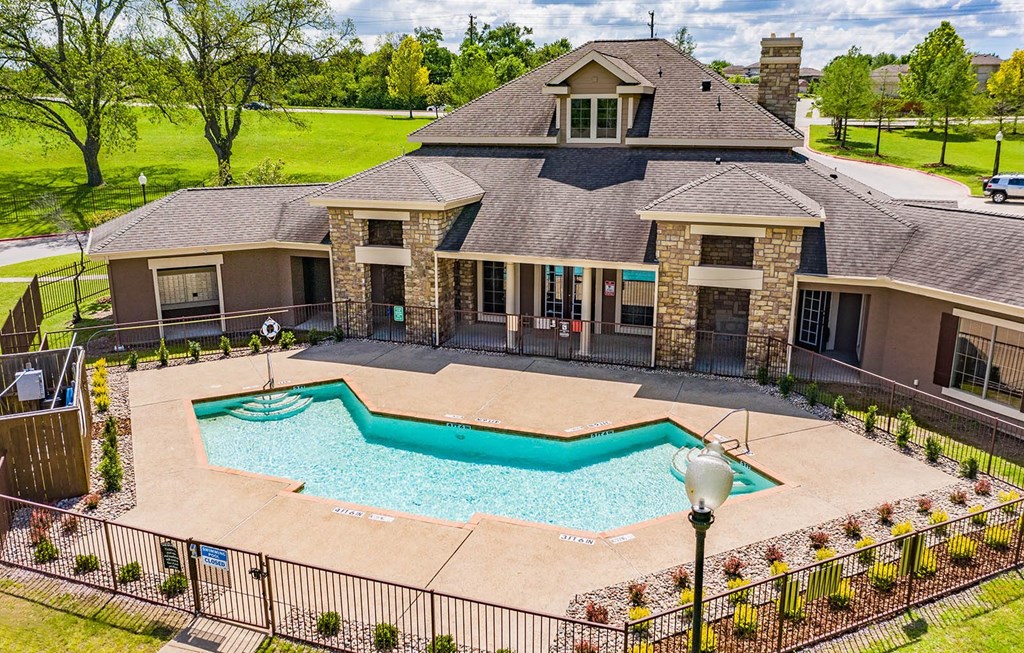 Pool at Highland Hills, Dallas, TX