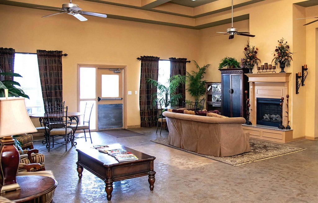 Hillcrest Manor_Community Room