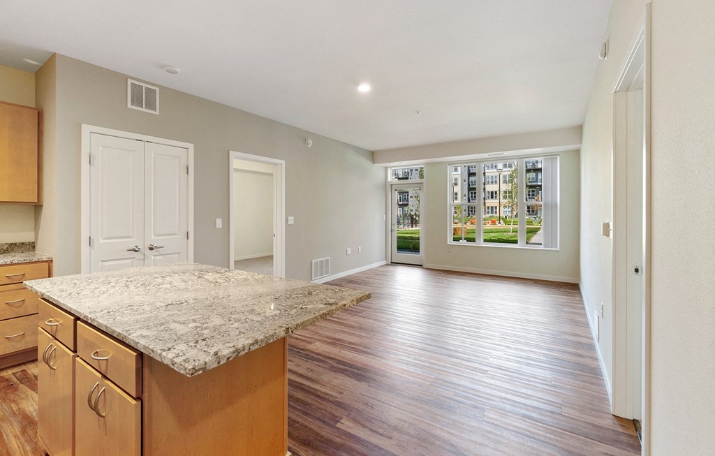 Dominium-Hilltop at Signal Hills-Apt Overview