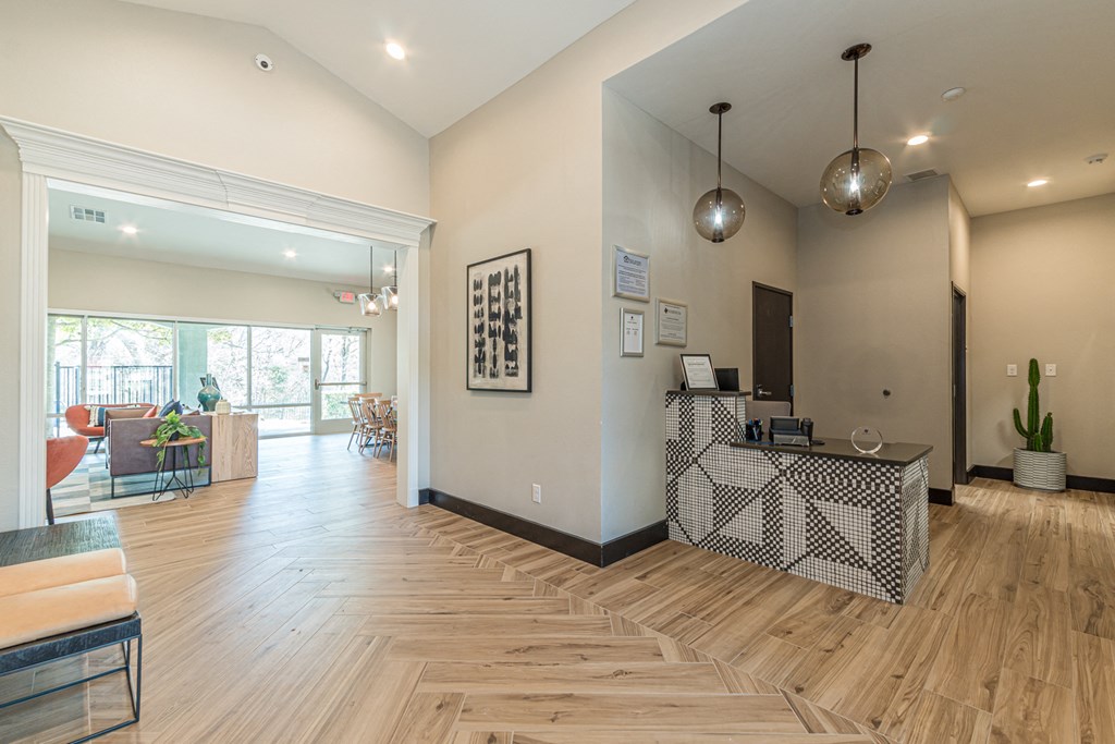 Dominium-Kinwood-Leasing Office