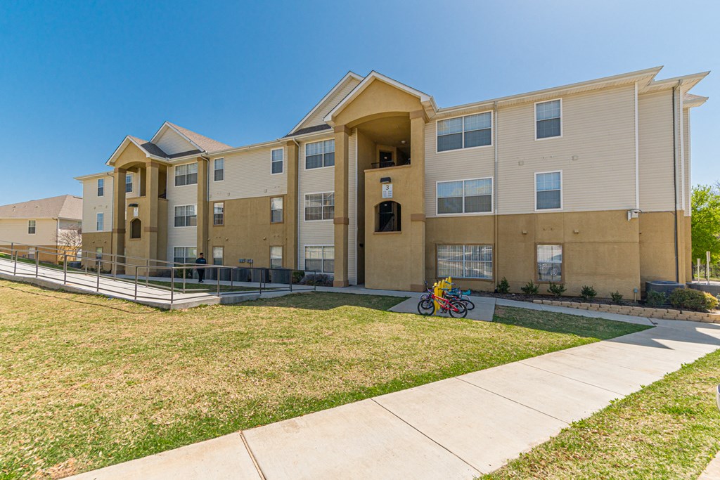 Dominium-Kinwood-Exterior