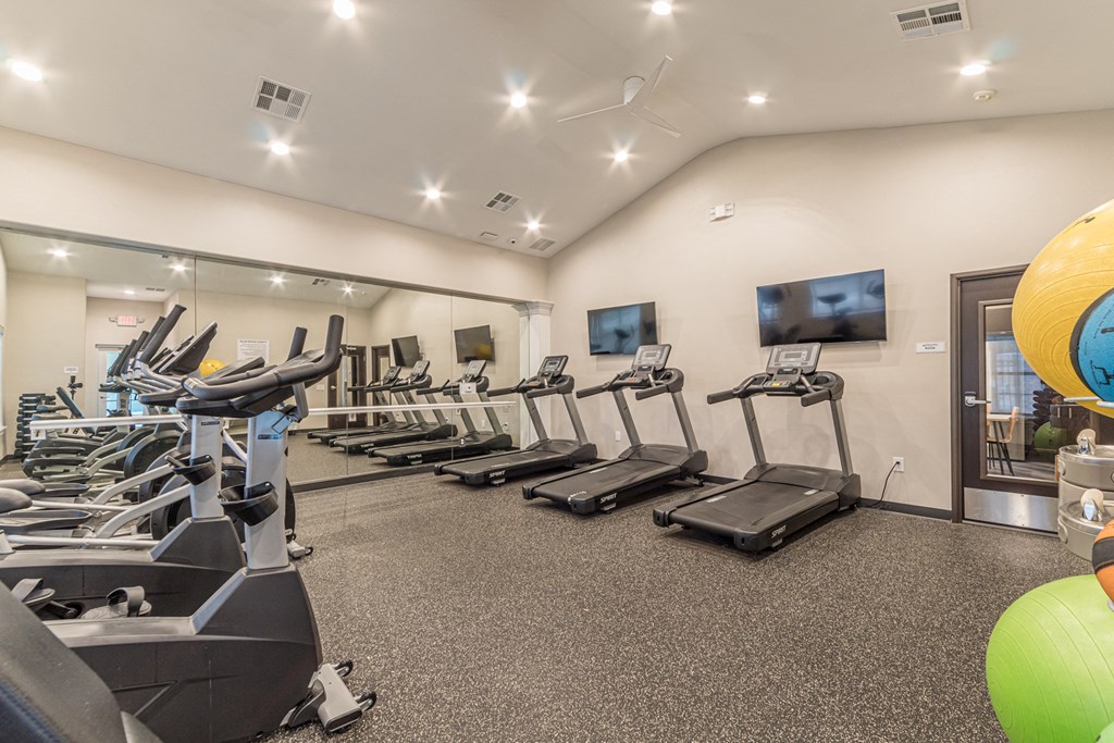 Dominium-Kinwood-Fitness Center