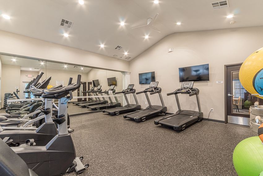 Dominium-Kinwood-Fitness Center - Photo Gallery