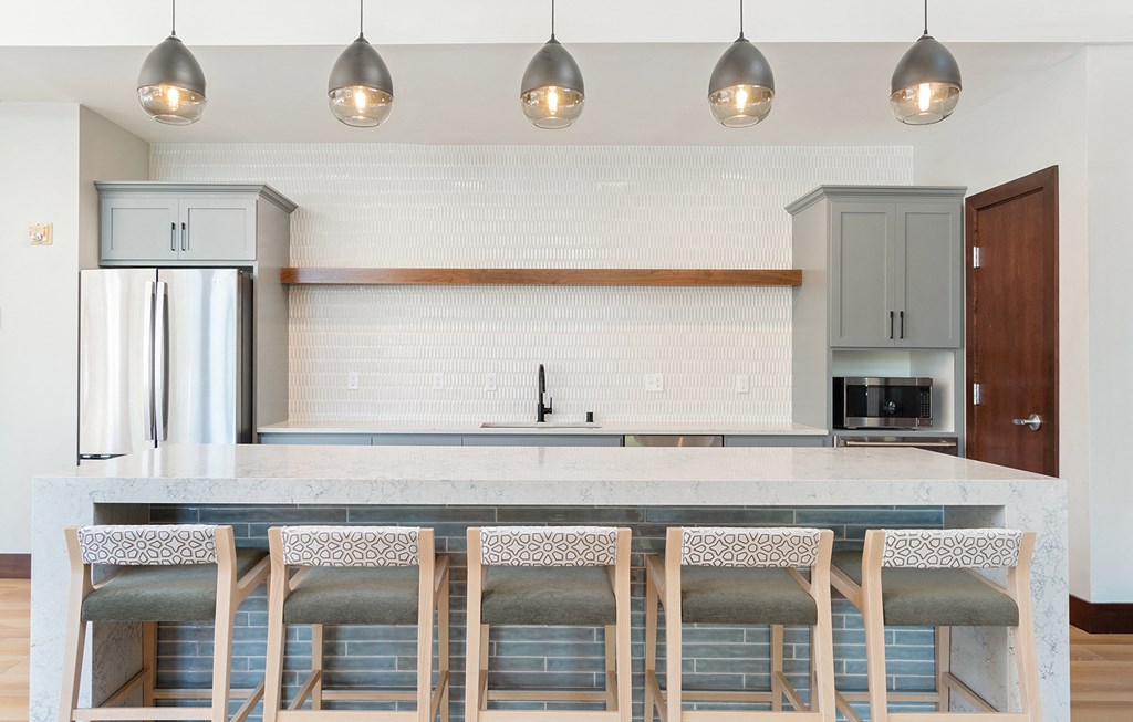 Dominium-Landings at Silver Lake Village-Community Kitchen