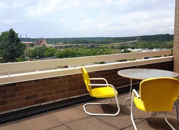 Larson Commons_Property View - Photo Gallery 5