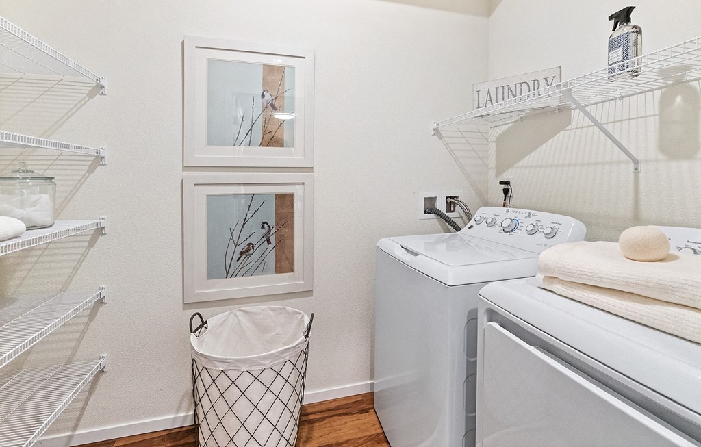 Luxurious Bathroom at Legacy Commons at Signal Hills 55+ Apartments, West St. Paul, MN, 55118