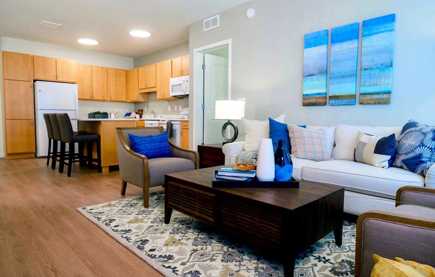 Dominium-Legends at Berry-2 BR Apt Overview - Photo Gallery