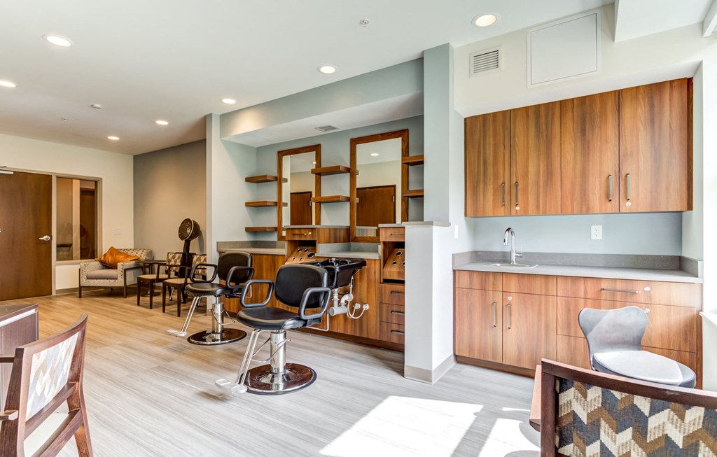 Comfortable Hair Spa at The Legends at Berry 62+ Apartments, St. Paul, 55114