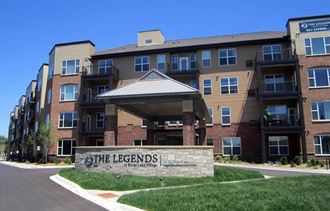 Dominium-Legends at Silver Lake Village-Exterior Bldg Entrance - Photo Gallery