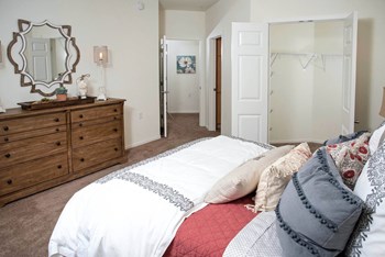 Bedroom - Photo Gallery 6