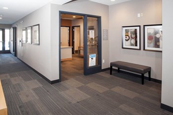 Maryland Park_Lobby - Photo Gallery 3