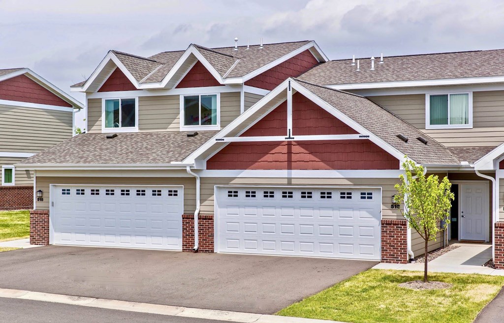 Medina Townhomes_Property Exterior