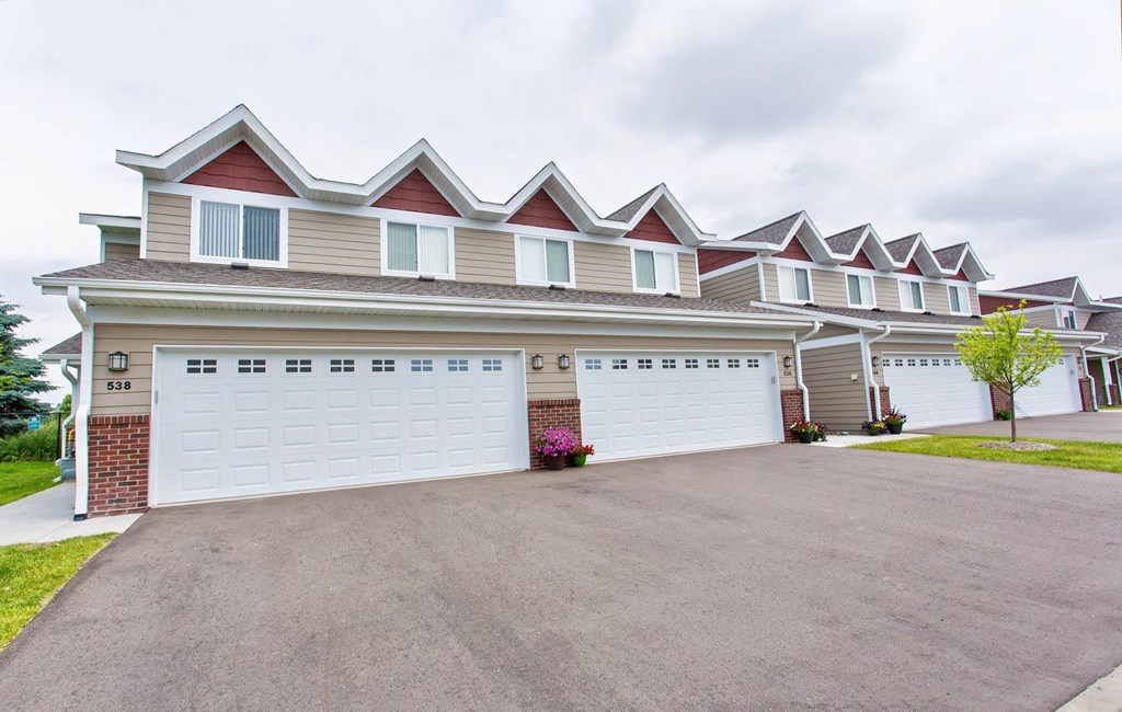 Medina Townhomes_Property Exterior