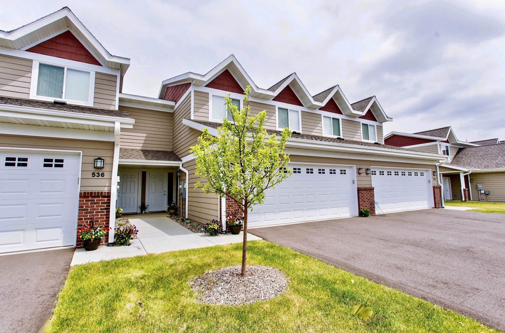 Medina Townhomes_Property Exterior