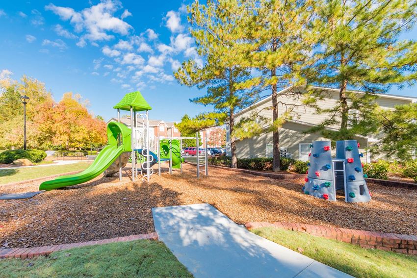 Mill Creek_Outdoor Playground - Photo Gallery