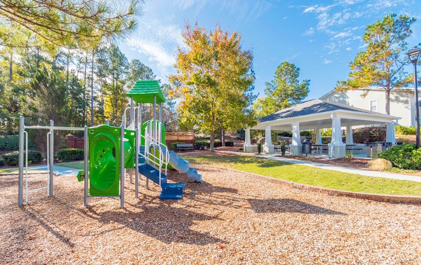 Mill Creek_Outdoor Playground - Photo Gallery