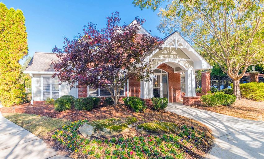 Mill Creek_Leasing Room Exterior - Photo Gallery