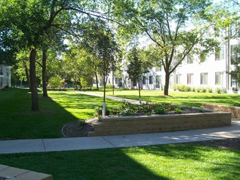 Mississippi View_Property Exterior - Photo Gallery 5