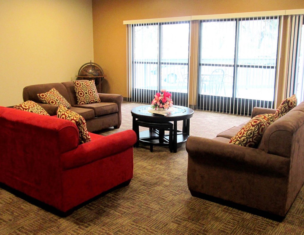 Mossy Oaks_Community Room