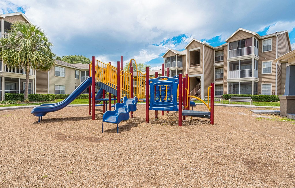 Dominium-Nassau Bay-Playground