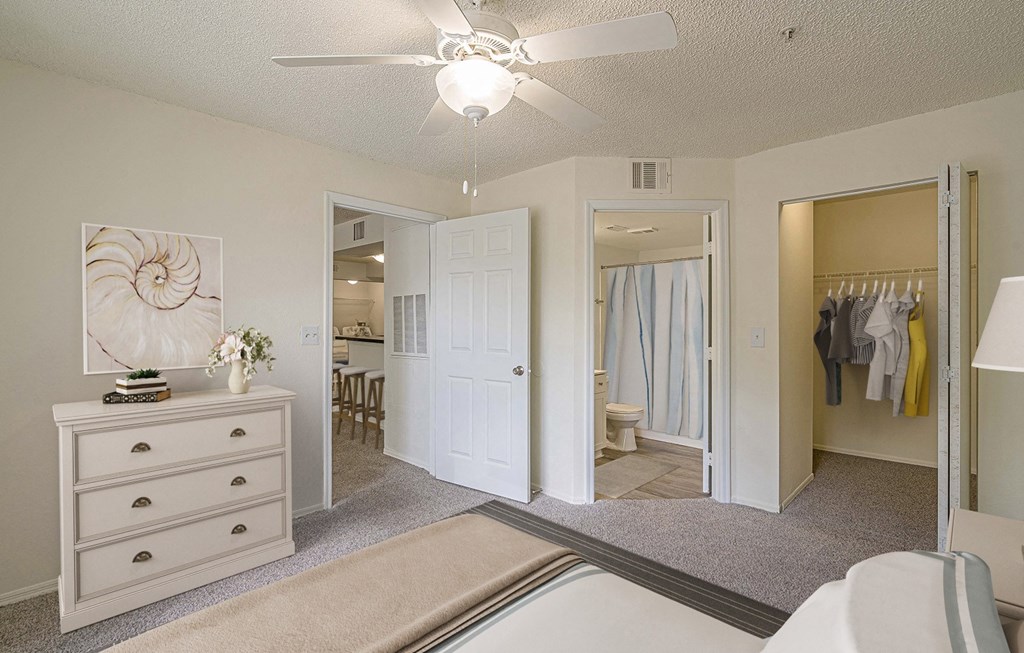 Dominium-Nassau Bay-Bedroom