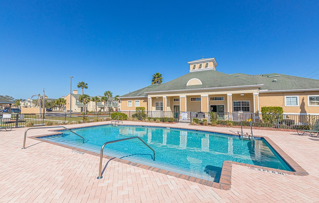 Dominium-Oak Meadows-Pool
