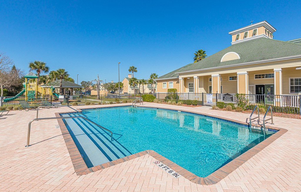 Dominium-Oak Meadows-Pool