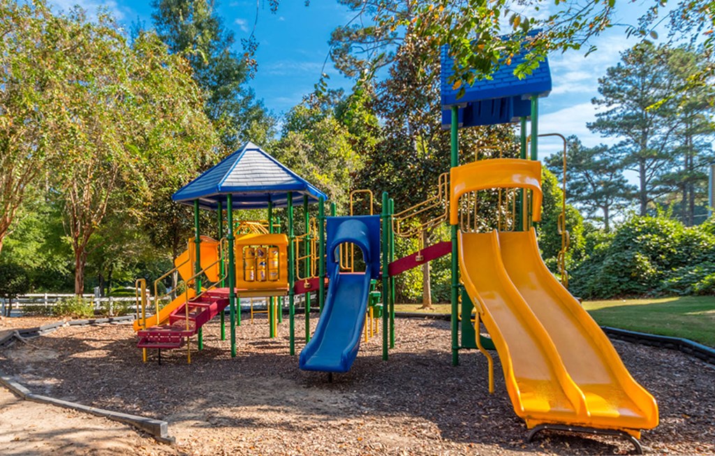 Oaks at New Hope_Outdoor Playground