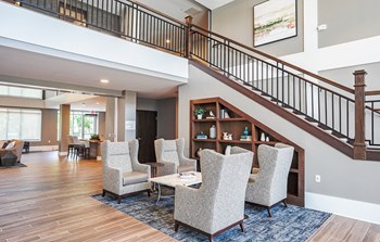 Dominium-Oaks Landing-Lobby - Photo Gallery 3