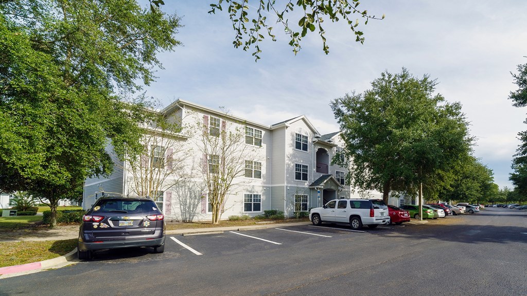 Dominium-Oaks at St John-Exterior