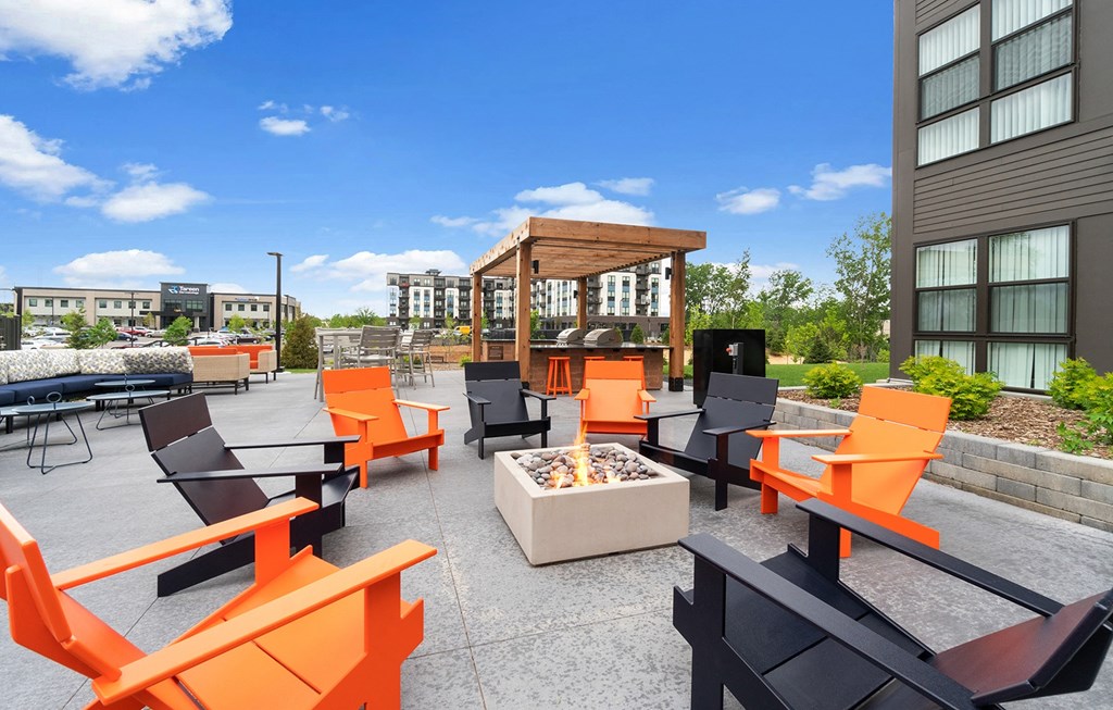 Dominium-Oasis at Twin Lakes-Fire Pit