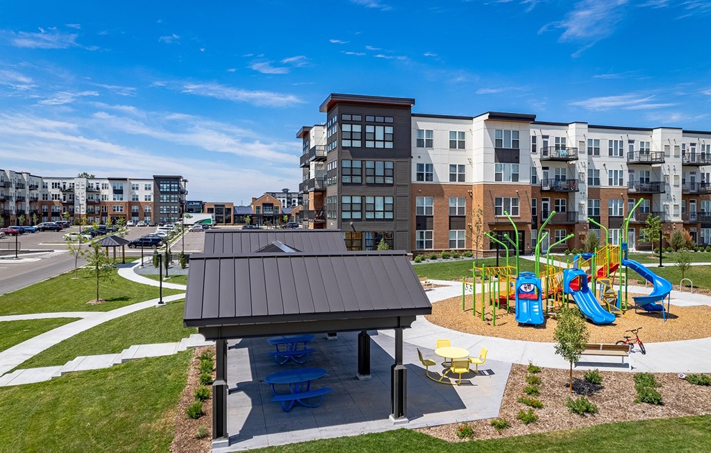 Dominium-Oasis at Twin Lakes-Playground