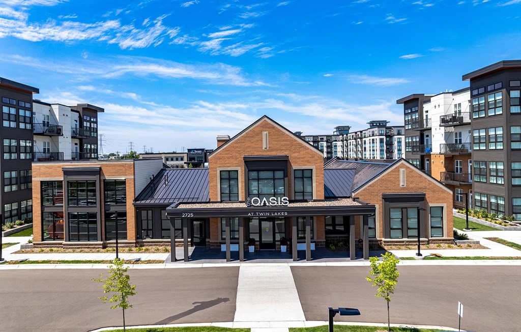 Dominium-Oasis at Twin Lakes-Leasing Office