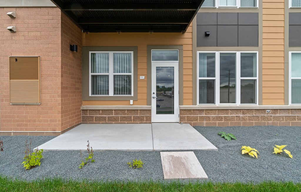 Dominium-Oasis at Twin Lakes-Apt Patio