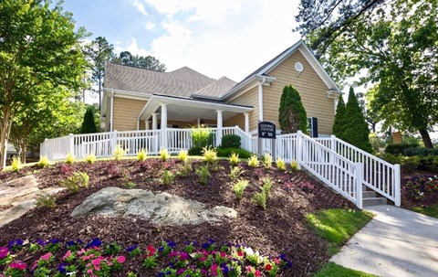 Park At Mt Zion_Leasing Office Exterior at Park at Mt. Zion Apartments, Jonesboro, GA