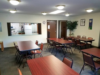 Pennel Park Commons_Community Kitchen - Photo Gallery 5