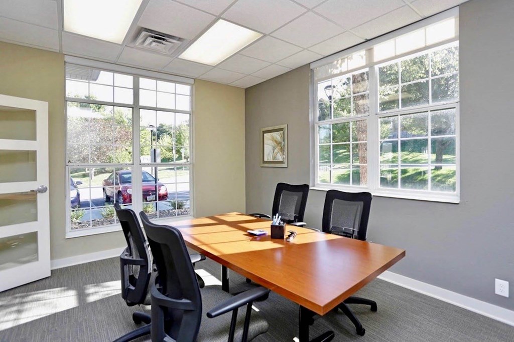 Pine Tree_Conference Room