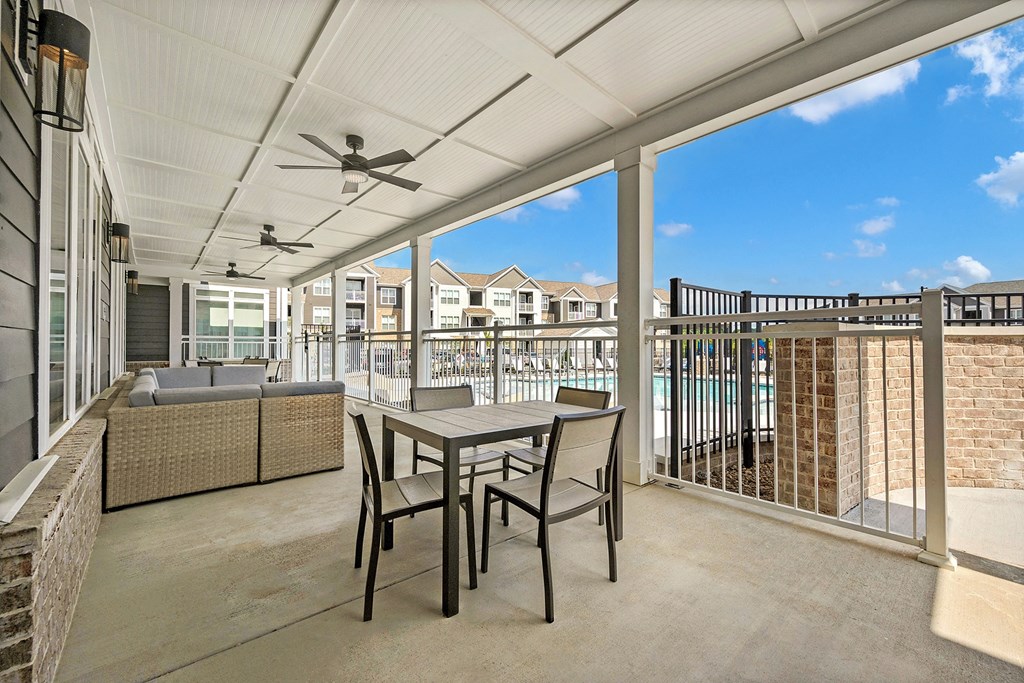 Preserve at Highland Ridge_Patio Area