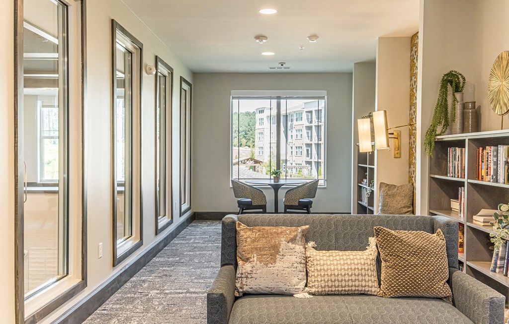 Dominium-Preserve at Peachtree Shoals-Library