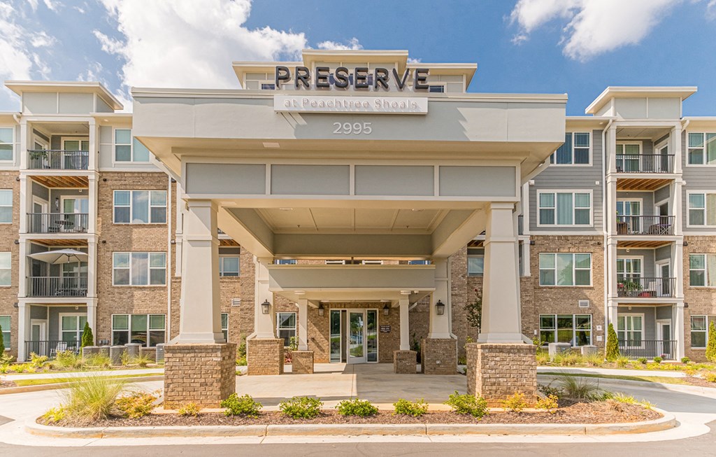 Dominium-Preserve at Peachtree Shoals-Leasing Office Entrance