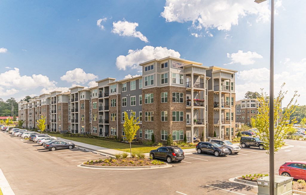 Dominium-Preserve at Peachtree Shoals-Exterior