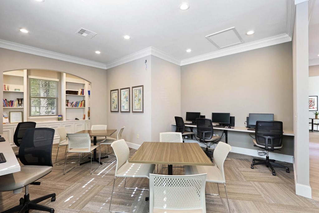 Quail Chase_Business Center