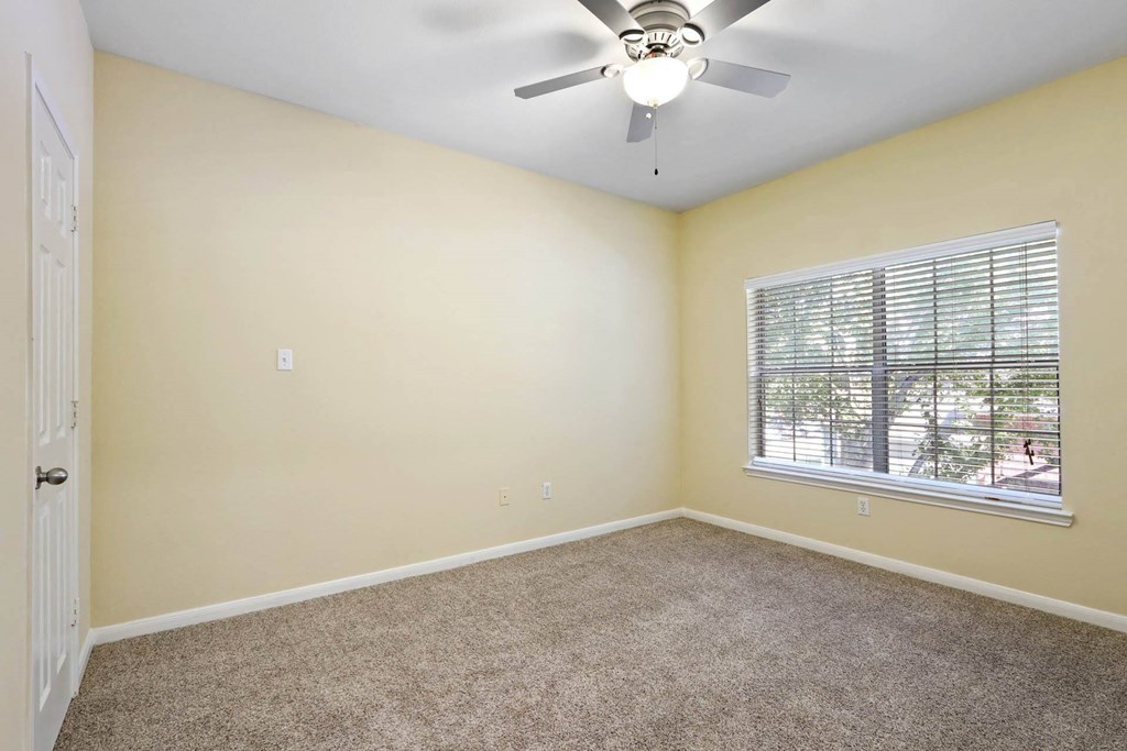 Quail Chase_Model Bedroom