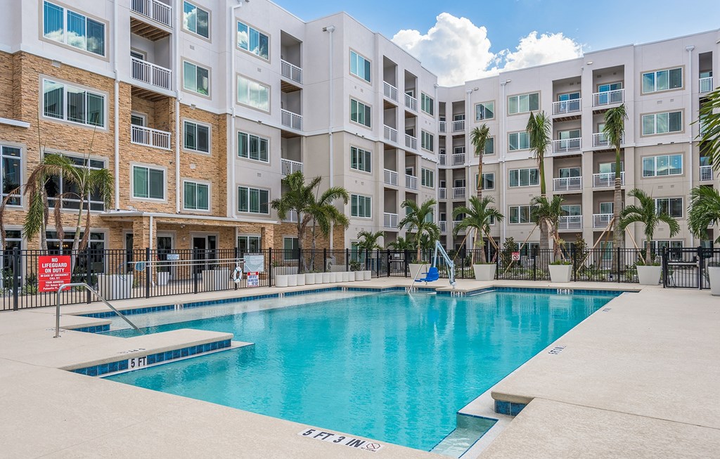 Dominium-Reef at Riviera-Pool