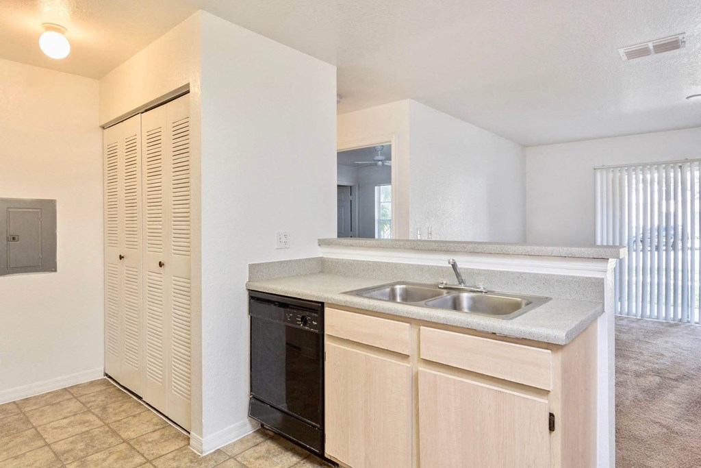 River Trace_Empty Kitchen