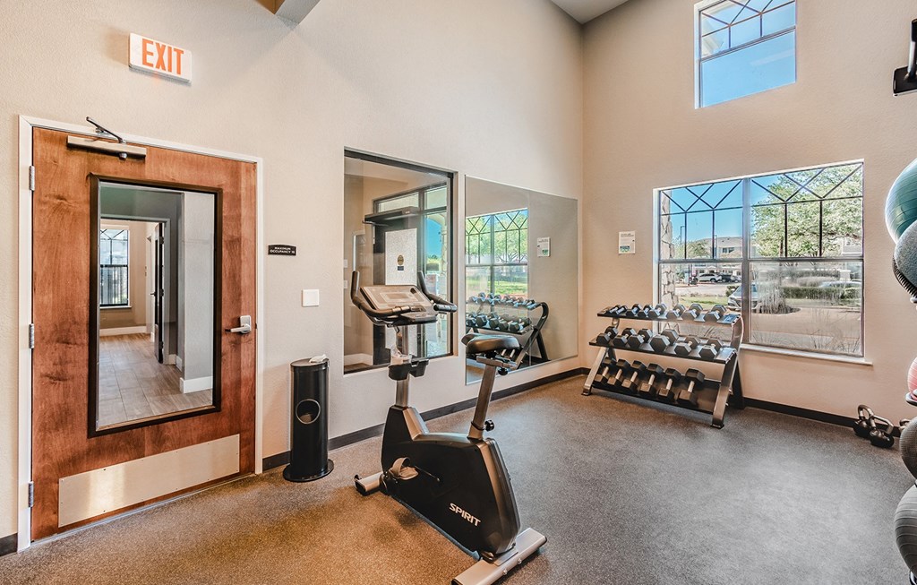 Dominium-Riverstation-Fitness Center at Riverstation, Dallas, 80205