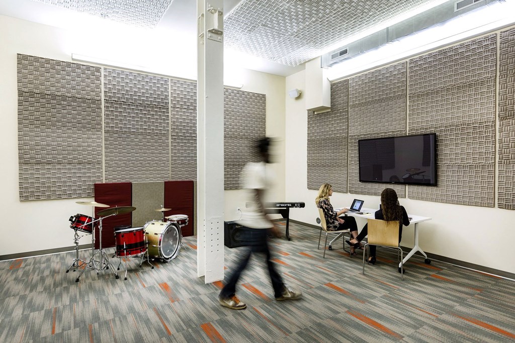 Schmidt Artist Lofts_Media Studio